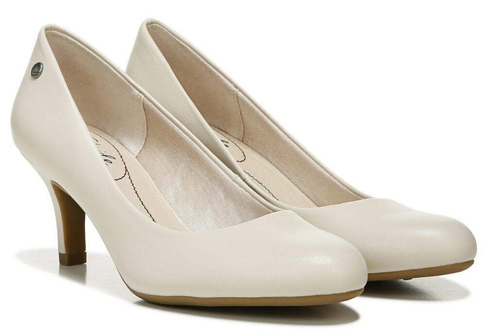LifeStride Womens Parigi Pumps US 11 WIDE EU 42 Cream Almond Milk Heels NIB